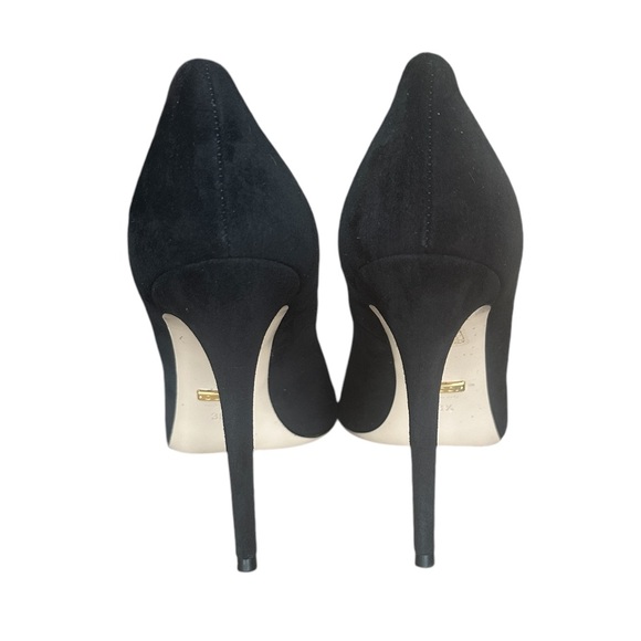 Gucci Black Heels with Vibrant Bow Accent - Picture 4 of 7